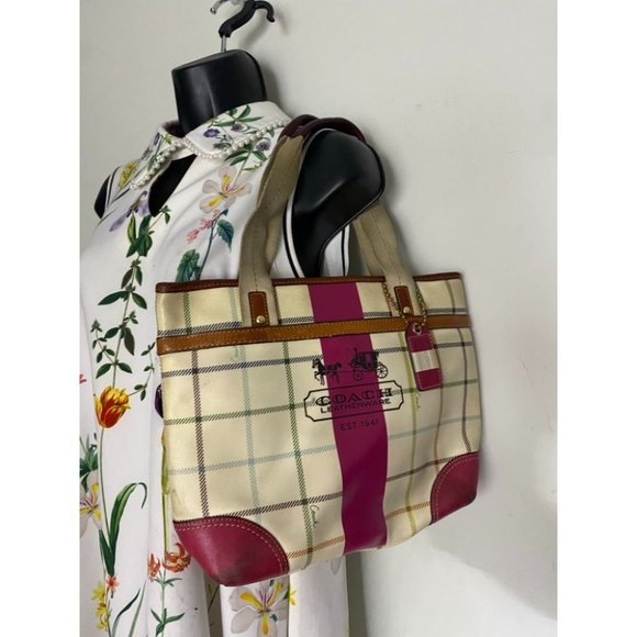 Coach Cream Red Coated Canvas Signature Handbag - Picture 10 of 13